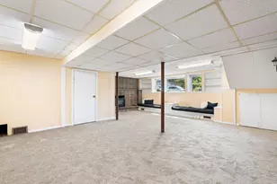 37 Old Coach Rd, Braintree, MA 02184 - Photo 18