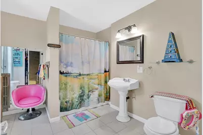23 Oakes Ave, Southbridge, MA 01550 - Photo 22
