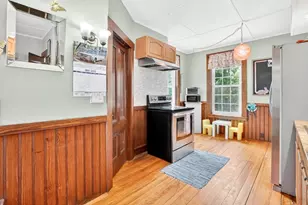23 Oakes Ave, Southbridge, MA 01550 - Photo 14