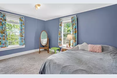 23 Oakes Ave, Southbridge, MA 01550 - Photo 26