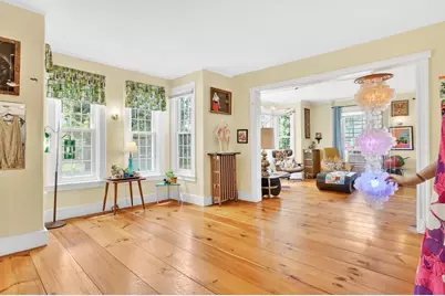 23 Oakes Ave, Southbridge, MA 01550 - Photo 12