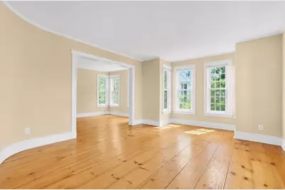 23 Oakes Ave, Southbridge, MA 01550 - Photo 4