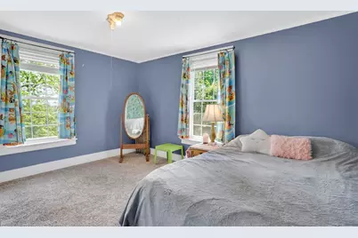 23 Oakes Ave, Southbridge, MA 01550 - Photo 24