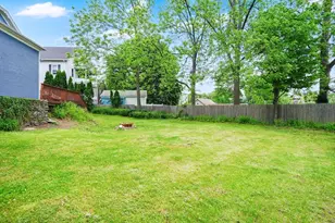 23 Oakes Ave, Southbridge, MA 01550 - Photo 36