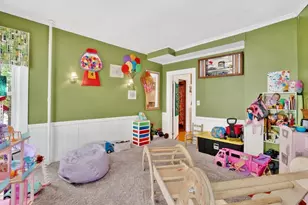 23 Oakes Ave, Southbridge, MA 01550 - Photo 18