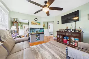 21 Sycamore St, Fairhaven, MA 02719 - Photo 6