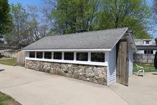 308 Essex St, Beverly, MA 01915 - Photo 6