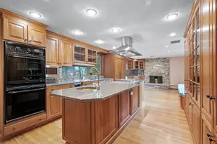 244 Ocean Ave, Marblehead, MA 01945 - Photo 16