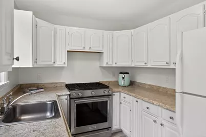 27 Bellavista Dr, Bourne, MA 02559 - Photo 12