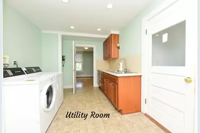 19 Lafayette Ave, Bourne, MA 02532 - Photo 16
