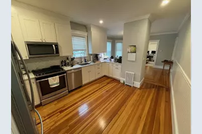 92 Surrey Street #92, Medford, MA 02155 - Photo 4