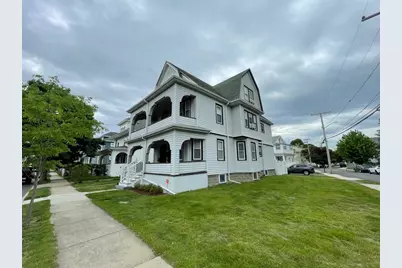 92 Surrey Street #92, Medford, MA 02155 - Photo 2