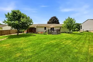 108 Oak Knolls Circle, Ludlow, MA 01056 - Photo 30
