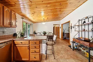 108 Oak Knolls Circle, Ludlow, MA 01056 - Photo 10