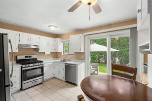 149 Farrwood Dr, Haverhill, MA 01835 - Photo 4