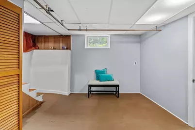 35 Worcester St, Taunton, MA 02780 - Photo 22