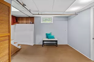 35 Worcester St, Taunton, MA 02780 - Photo 22