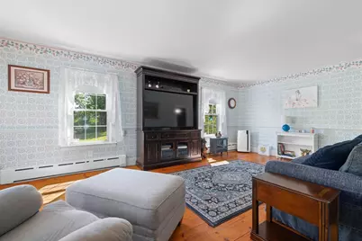 28 Margaret St, Southbridge, MA 01550 - Photo 12