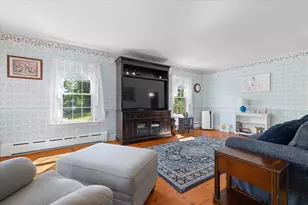 28 Margaret St, Southbridge, MA 01550 - Photo 12
