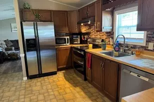 556 Central St, Leominster, MA 01453 - Photo 6