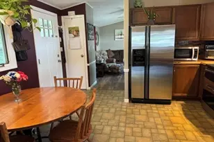 556 Central St, Leominster, MA 01453 - Photo 4