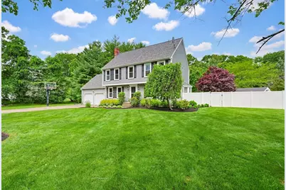 22 Diane Dr, Medway, MA 02053 - Photo 40