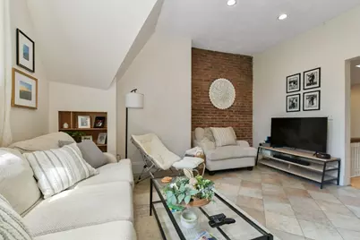 1774 Beacon Street #6, Brookline, MA 02445 - Photo 6