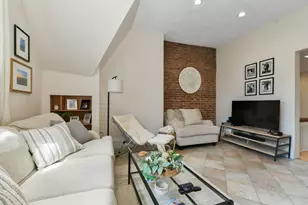 1774 Beacon St, Brookline, MA 02445 - Photo 6