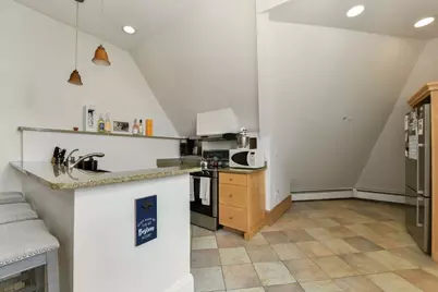 1774 Beacon Street #6, Brookline, MA 02445 - Photo 10