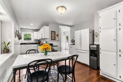 9 Giles St, Methuen, MA 01844 - Photo 8