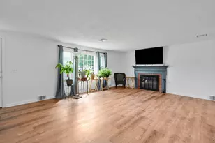 36 Braintree Rd, West Springfield, MA 01089 - Photo 6