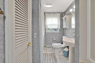 36 Braintree Rd, West Springfield, MA 01089 - Photo 28