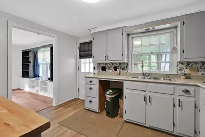 36 Braintree Rd, West Springfield, MA 01089 - Photo 14