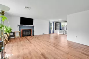 36 Braintree Rd, West Springfield, MA 01089 - Photo 8