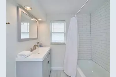 241 E #2, Boston, MA 02127 - Photo 6