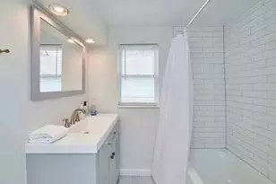 241 E, Boston, MA 02127 - Photo 6
