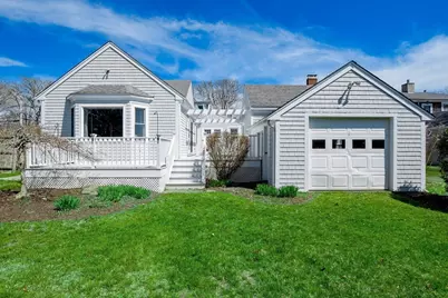35 Main Street, Mattapoisett, MA 02739 - Photo 6