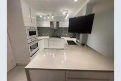 57 Broadlawn Park #16, Boston, MA 02467 - Photo 2