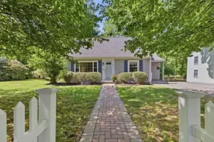 490 Main St, Lynnfield, MA 01940 - Photo 1
