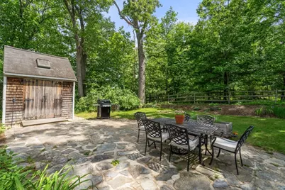 11 Curve Street, Sherborn, MA 01770 - Photo 2