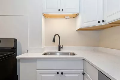 159 Cambridge St #3, Cambridge, MA 02141 - Photo 4