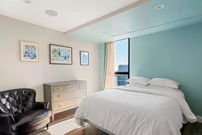 566 Commonwealth Ave #PH2, Boston, MA 02215 - Photo 16