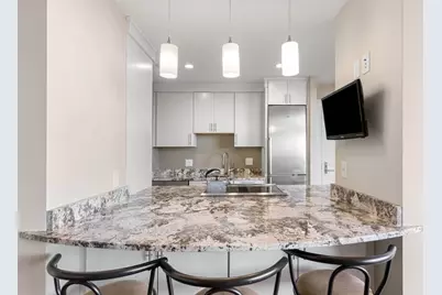 566 Commonwealth Ave #PH2, Boston, MA 02215 - Photo 6