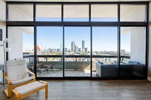 566 Commonwealth Ave, Boston, MA 02215 - Photo 4