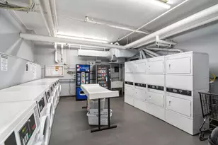 566 Commonwealth Ave, Boston, MA 02215 - Photo 18