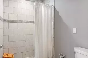 566 Commonwealth Ave, Boston, MA 02215 - Photo 14
