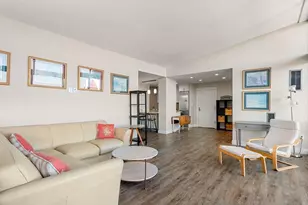 566 Commonwealth Ave, Boston, MA 02215 - Photo 4