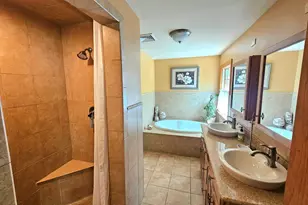 278 Hixville Rd, Dartmouth, MA 02747 - Photo 18