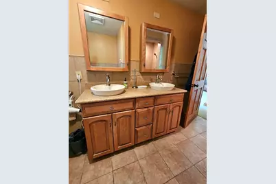 278 Hixville Rd, Dartmouth, MA 02747 - Photo 20
