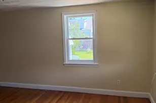 298 Wood Ave, Boston, MA 02136 - Photo 6